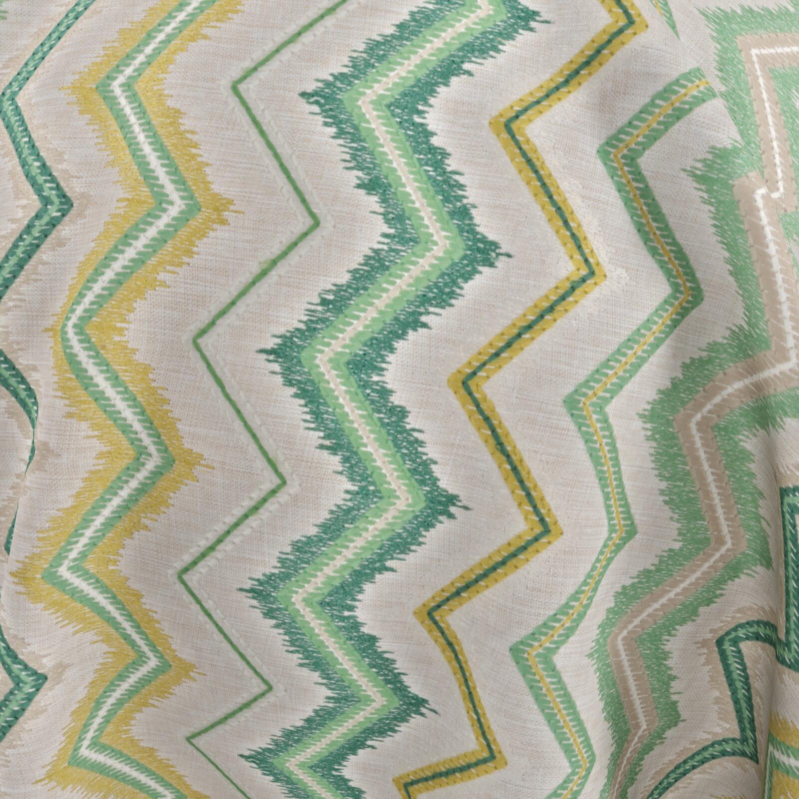 Ткань с вышивкой Crafty Iguana
